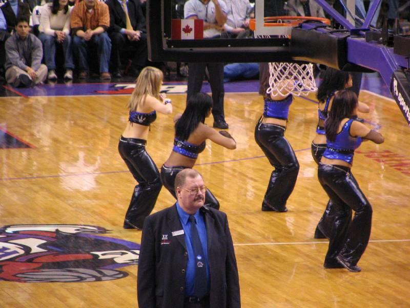 Raptors - 02.04.2005 319.jpg